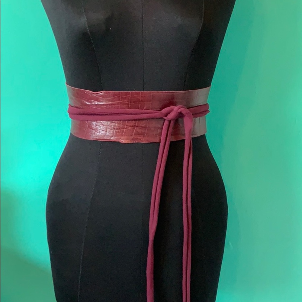 Burgundy Alligator embossed leather waist belt